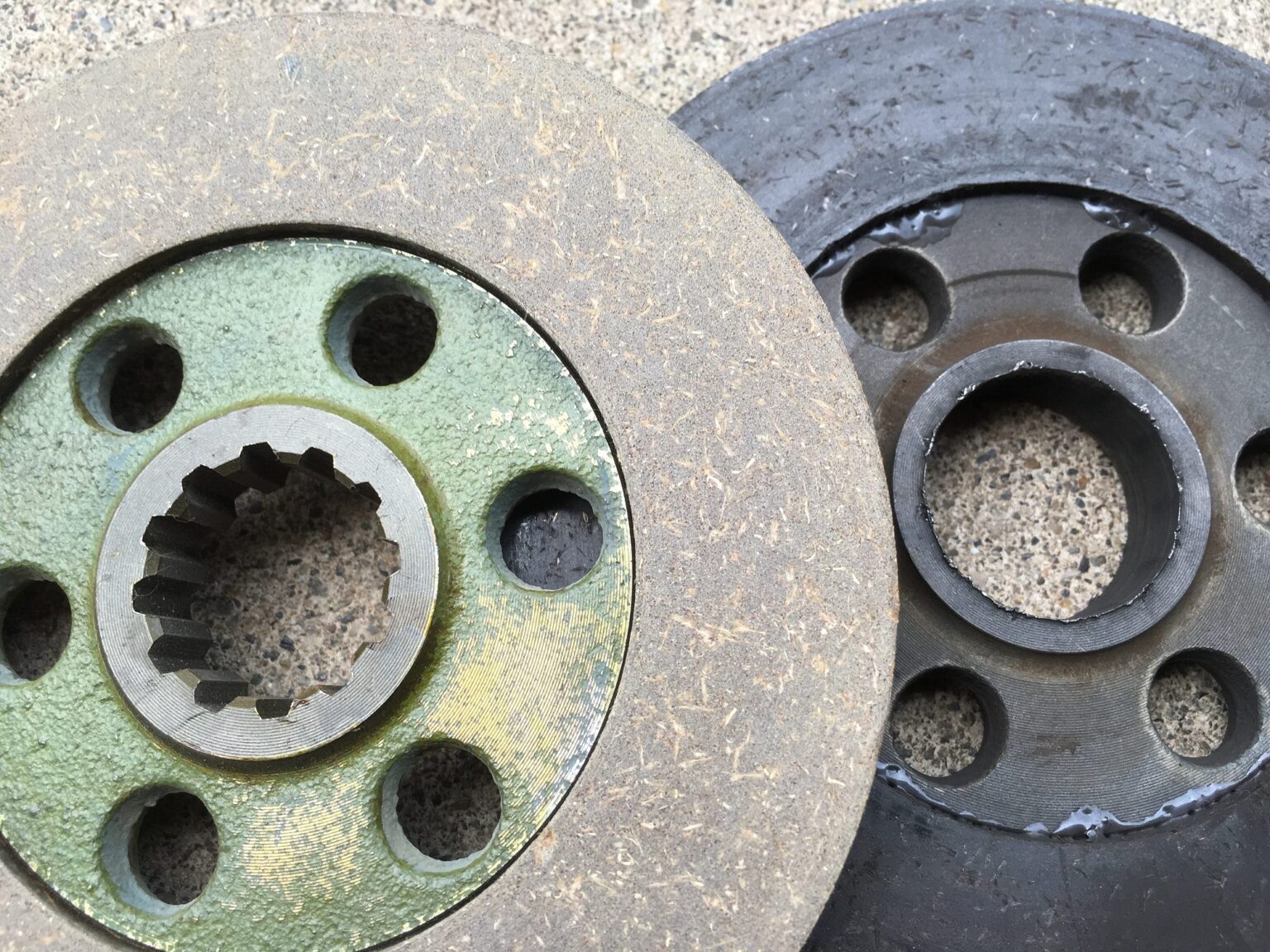 ブレーキホイールスプライン部の摩耗 株式会社愛和産業